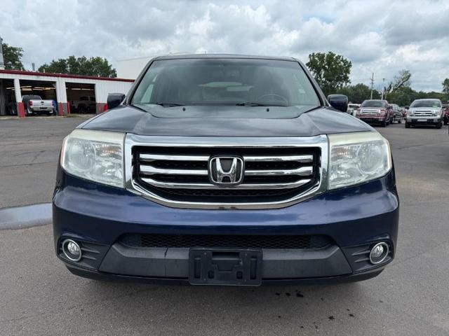 Photo of 2013 Obsidian Blue Pearl Honda Pilot