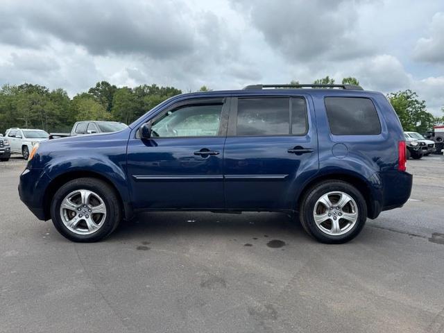 Photo of 2013 Obsidian Blue Pearl Honda Pilot