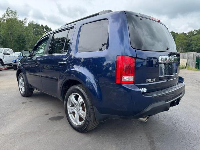 Photo of 2013 Obsidian Blue Pearl Honda Pilot