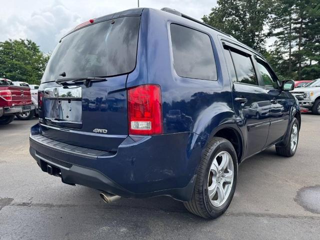 Photo of 2013 Obsidian Blue Pearl Honda Pilot
