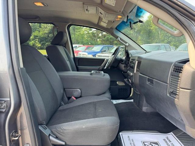 Photo of 2014 Gun Metallic Nissan Titan
