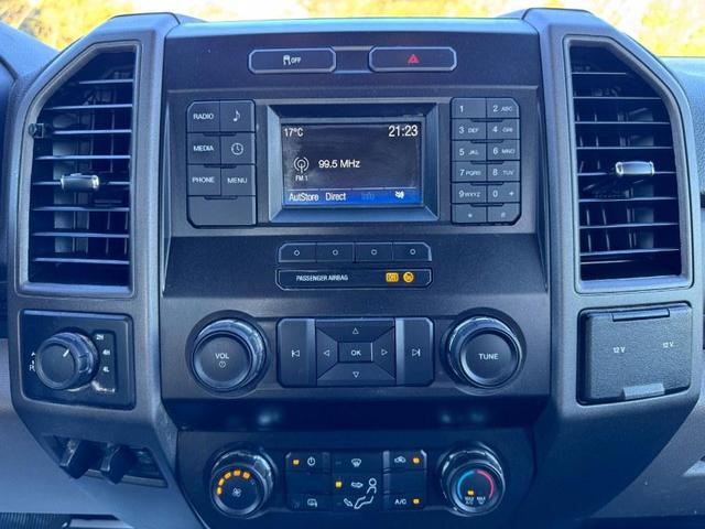 Photo of 2019 Oxford White Ford F-250