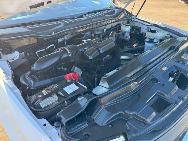 Photo of 2019 Oxford White Ford F-250