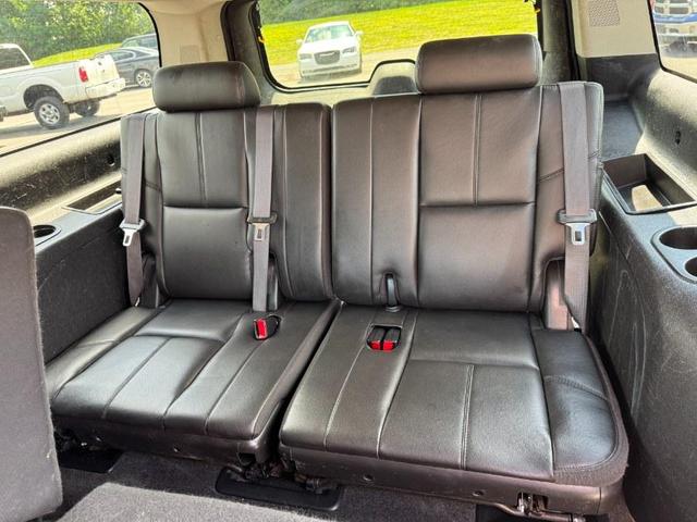 Photo of 2011 Sheer Silver Metallic Chevrolet Suburban