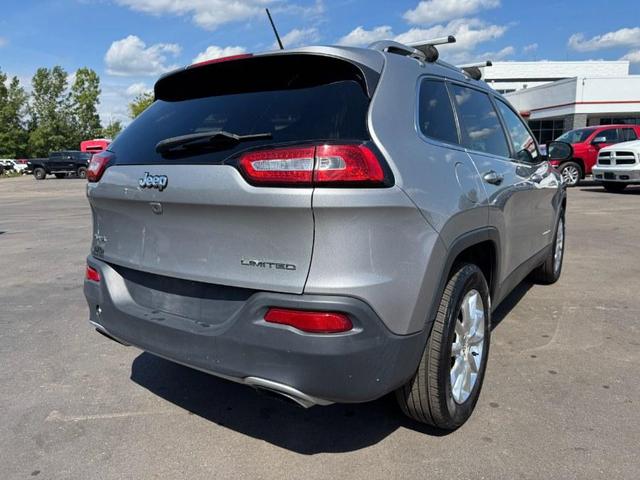 Photo of 2015 Billet Silver Metallic Clearcoat Jeep Cherokee