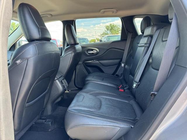 Photo of 2015 Billet Silver Metallic Clearcoat Jeep Cherokee