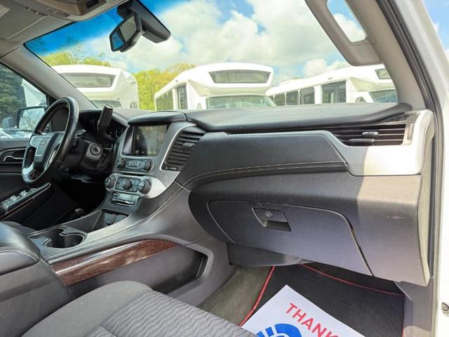 Photo of 2015 Summit White GMC Yukon
