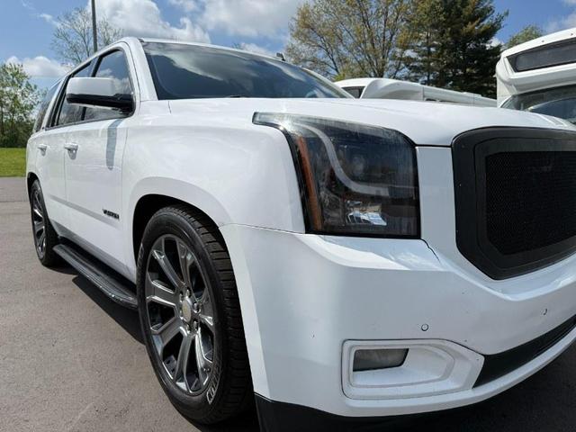 Photo of 2015 Summit White GMC Yukon