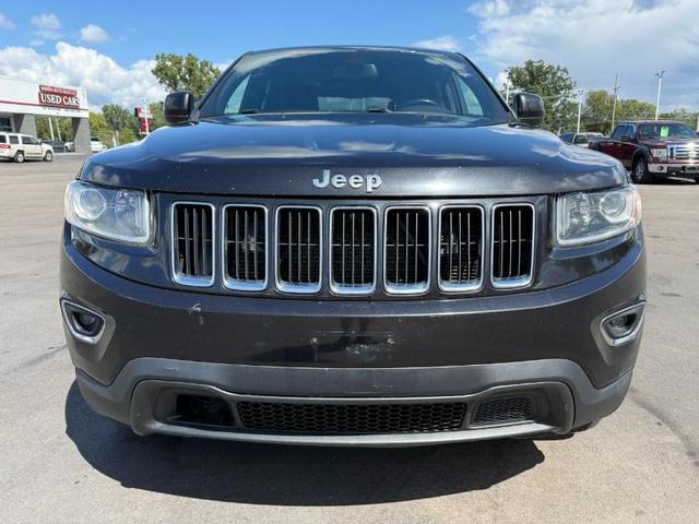 Photo of 2015 Brilliant Black Crystal Pearlcoat Jeep Grand Cherokee