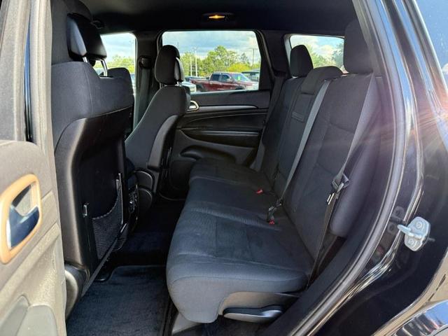 Photo of 2015 Brilliant Black Crystal Pearlcoat Jeep Grand Cherokee
