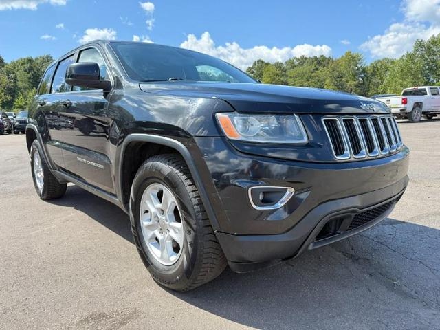 Photo of 2015 Brilliant Black Crystal Pearlcoat Jeep Grand Cherokee