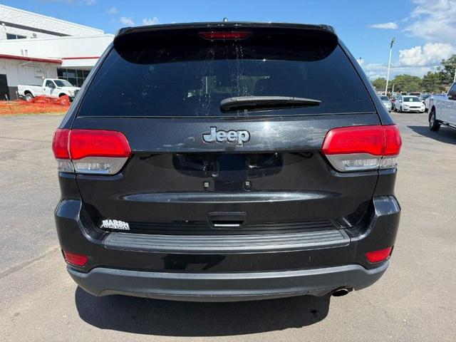 Photo of 2015 Brilliant Black Crystal Pearlcoat Jeep Grand Cherokee