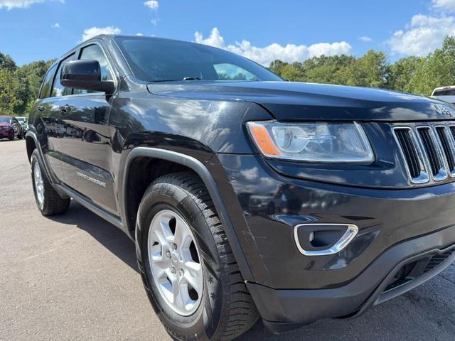 Photo of 2015 Brilliant Black Crystal Pearlcoat Jeep Grand Cherokee