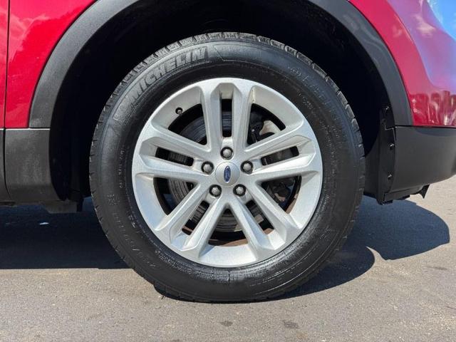 Photo of 2015 Ruby Red Metallic Tinted Clearcoat Ford Explorer