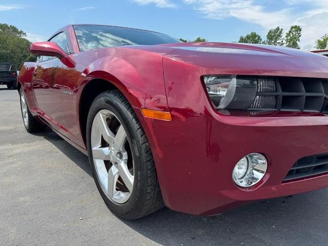 Photo of 2011 Red Chevrolet Camaro