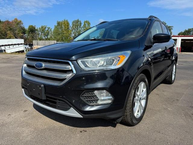Photo of 2017 Shadow Black Ford Escape