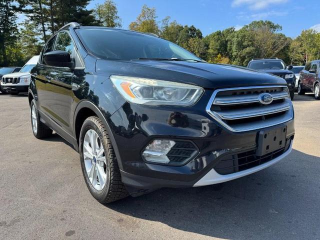 Photo of 2017 Shadow Black Ford Escape