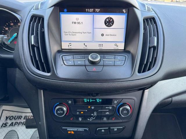 Photo of 2017 Shadow Black Ford Escape