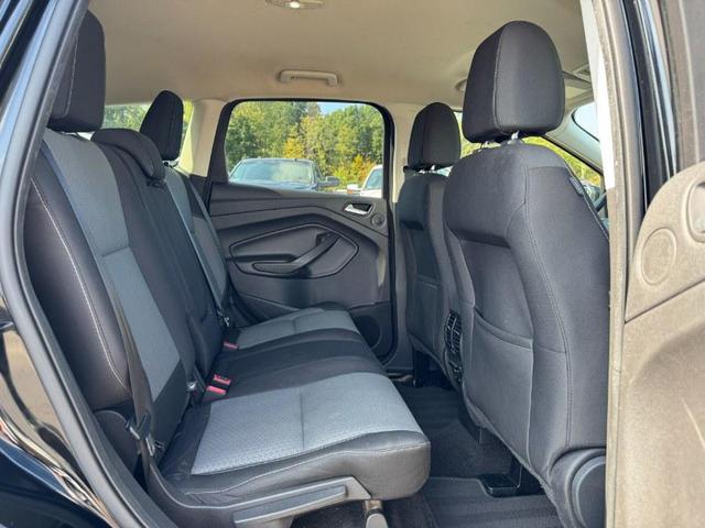 Photo of 2017 Shadow Black Ford Escape