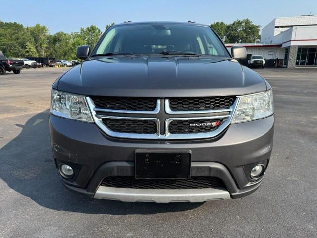 Photo of 2018 Granite Crystal Metallic Dodge Journey