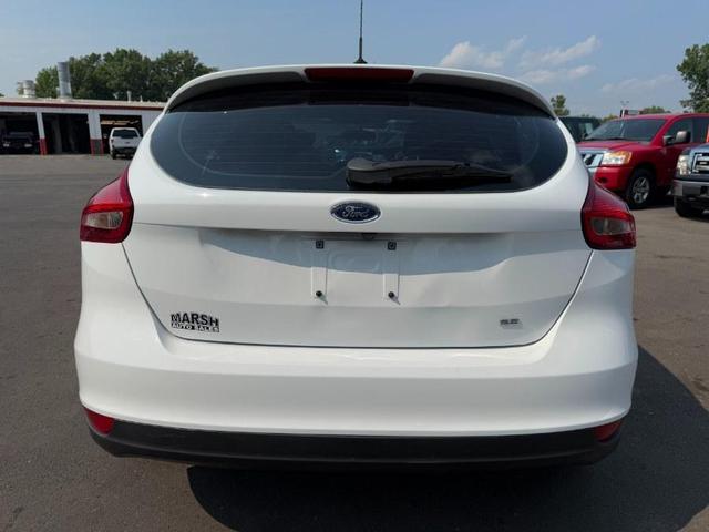 Photo of 2018 Oxford White Ford Focus