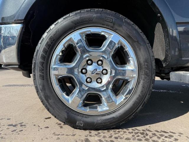 Photo of 2013 Tuxedo Black Metallic Ford F-150