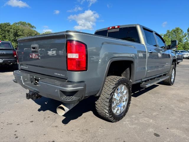 Photo of 2017 Gray GMC Sierra 2500