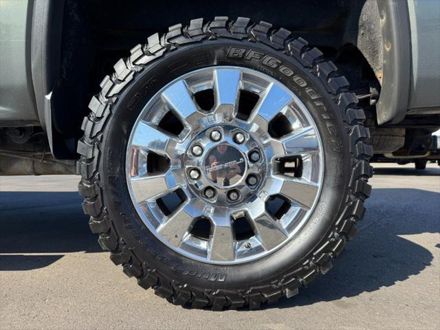 Photo of 2017 Gray GMC Sierra 2500