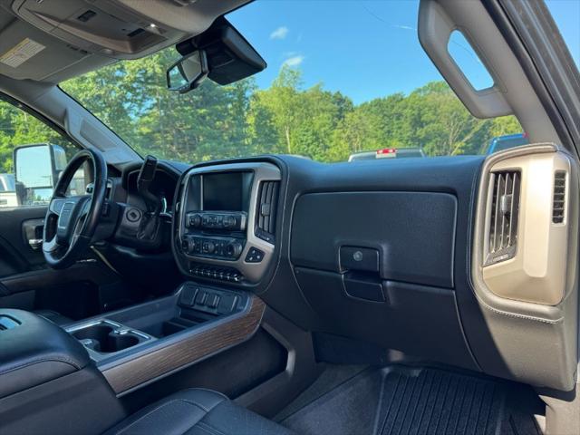 Photo of 2017 Gray GMC Sierra 2500