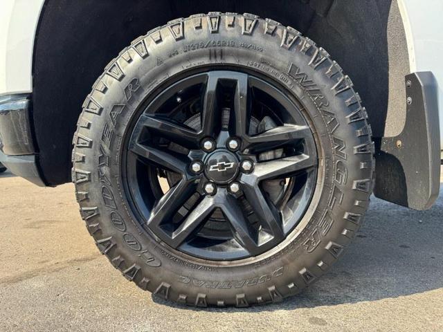 Photo of 2019 Summit White Chevrolet Silverado 1500