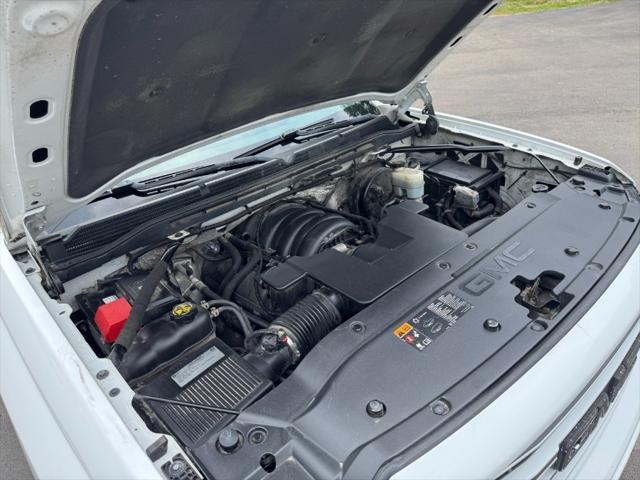 Photo of 2015 Summit White GMC Sierra 1500