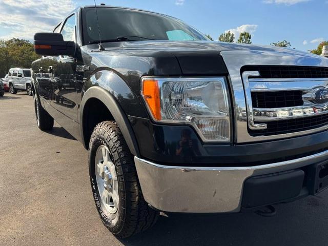 Photo of 2013 Tuxedo Black Metallic Ford F-150