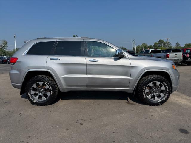 Photo of 2014 Billet Silver Metallic Clearcoat Jeep Grand Cherokee