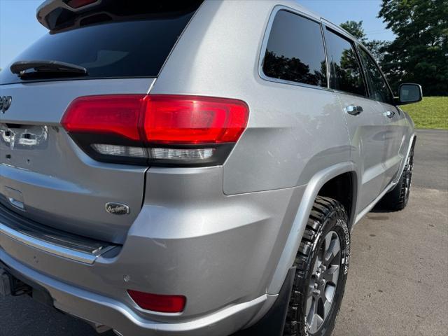 Photo of 2014 Billet Silver Metallic Clearcoat Jeep Grand Cherokee
