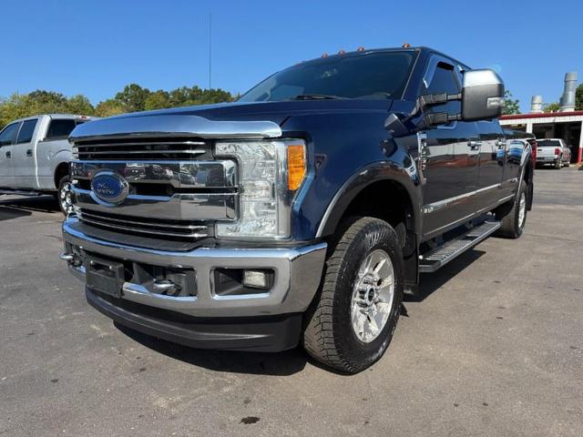 Photo of 2017 Blue Jeans Metallic Ford F-250