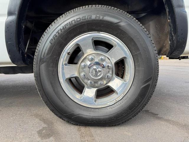 Photo of 2007 White Dodge Ram 2500
