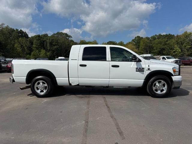 Photo of 2007 White Dodge Ram 2500