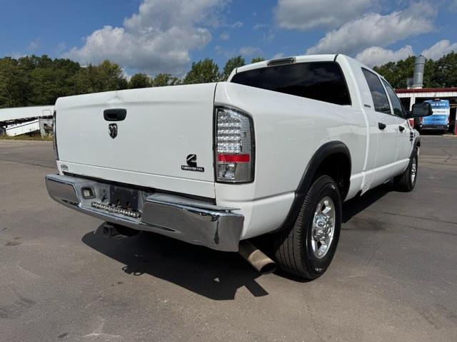 Photo of 2007 White Dodge Ram 2500