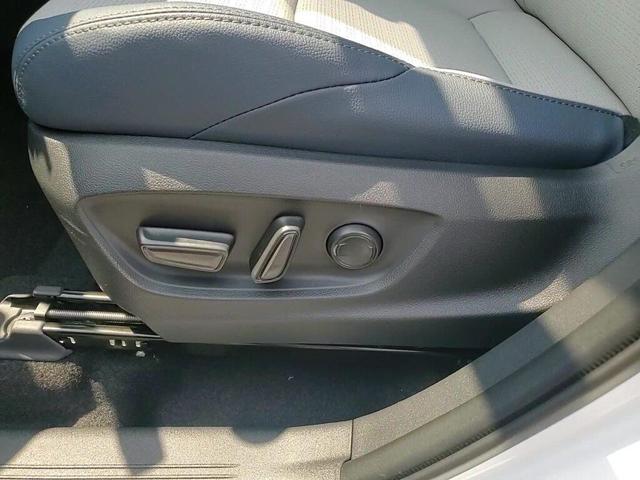 Photo of 2025 Cosmic White Pearl Subaru Solterra