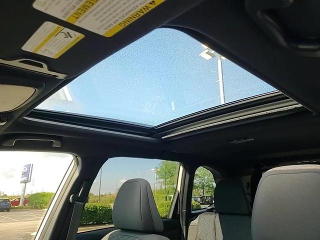 Photo of 2025 Crystal White Pearl Subaru Forester