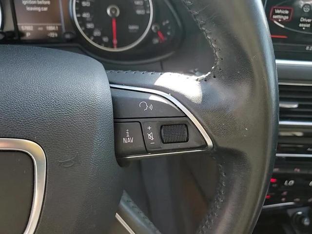 Photo of 2015 Black Audi Q5