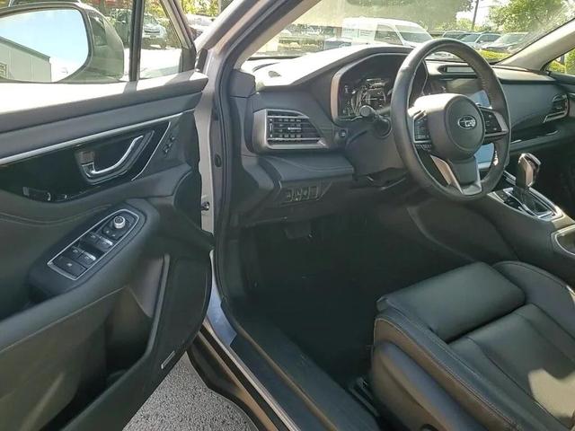 Photo of 2024 Ice Silver Metallic Subaru Outback