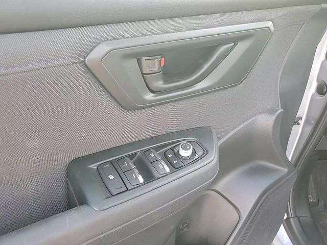 Photo of 2025 Ice Silver Metallic Subaru Forester