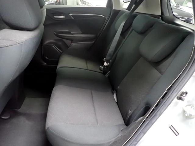 Photo of 2016 Alabaster Silver Honda Fit