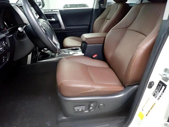 Photo of 2023 Blizzard Pearl Toyota 4Runner