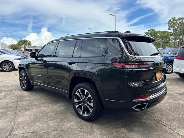 Photo of 2022 Rocky Mountain Pearlcoat Jeep Grand Cherokee L