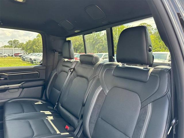 Photo of 2025 Diamond Black Crystal Pearlcoat RAM 1500