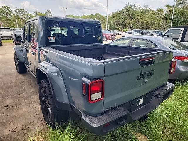 Photo of 2025 Anvil Clearcoat Jeep Gladiator
