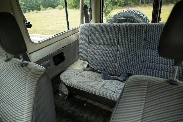 Photo of 1994 Light Beige Metallic Toyota Land Cruiser