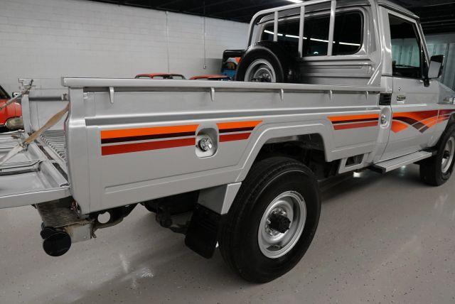 Photo of 1994 Silver Toyota Land Cruiser
